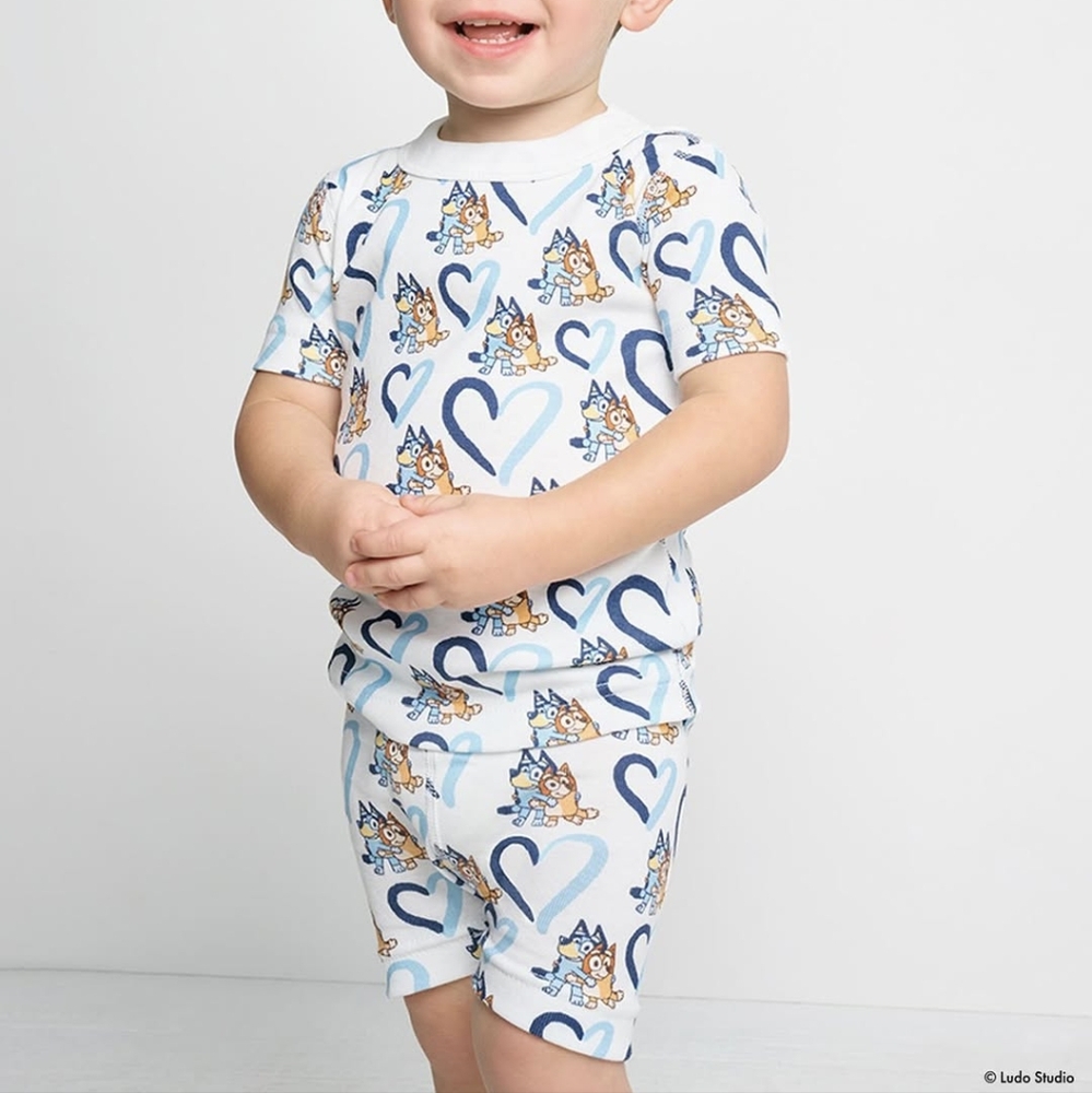 Hanna Andersson Bluey Character and Heart Print Pajama Set - Size 2T